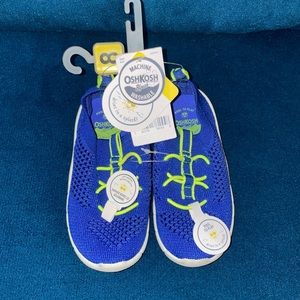 Oshkosh B’gosh Toddler 8 Blue Water Shoes